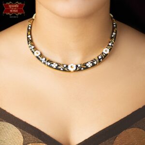 Premium Gold Plated Monochrome White Sakura Hasuli